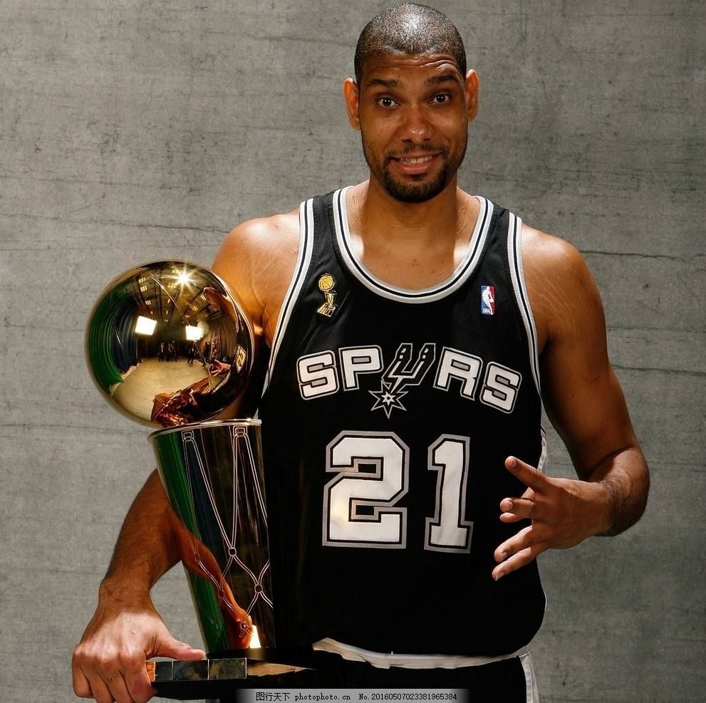 恩比德：最近手指一直有点小毛病，但情况正在不断好转（恩比德谈伤情：手指近期有些小问题，正逐步好转）