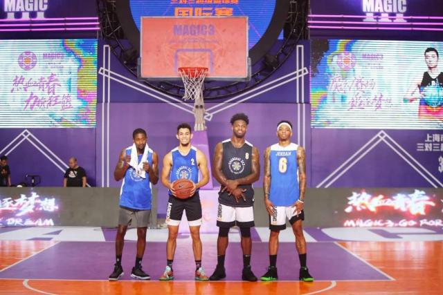 中足联细化“观众不当行为”细则：赛区将对球迷不当行为负责（中足联完善观众不当行为细则：赛区需对球迷不当举动负责）