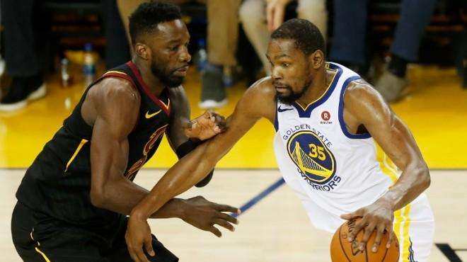 上海U20男足球员：感谢徐根宝指导，81岁高龄还尽力陪伴我们（上海U20男足队员致谢徐根宝：81岁仍亲自陪伴指导）