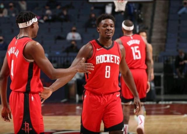 斯基拉：如果得不到斯帕莱蒂的重用，若昂-马里奥将要求转会（斯基拉：若无斯帕莱蒂重用，若昂-马里奥将申请转会）